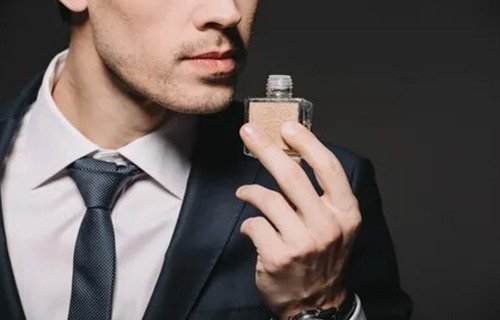 Why Do Guys Wear Cologne To Work: We Follow Their Scents