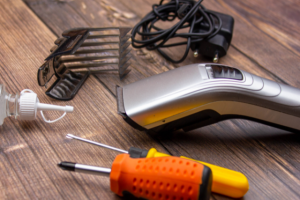 repairing a hair clipper - featured image